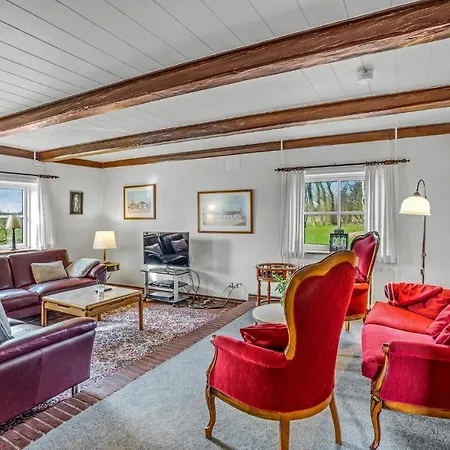 Prázdninový dům 7 Bedroom Stunning In Outrup Ovtrup