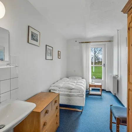 7 Bedroom Stunning In Outrup