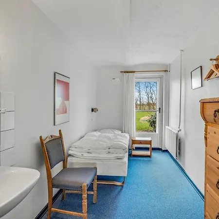 7 Bedroom Stunning In Outrup *