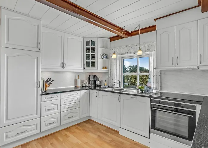 7 Bedroom Stunning In Outrup Ovtrup