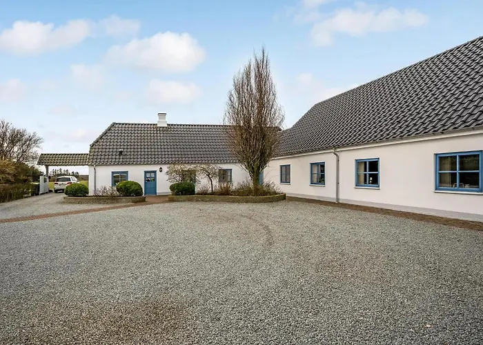 7 Bedroom Stunning In Outrup *