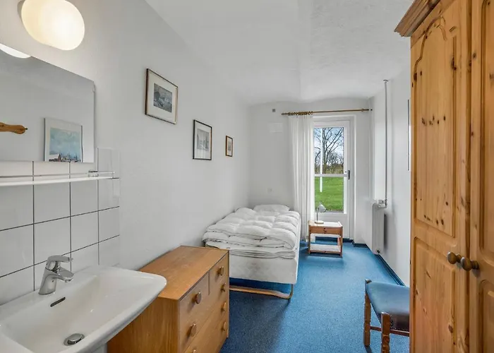 7 Bedroom Stunning In Outrup