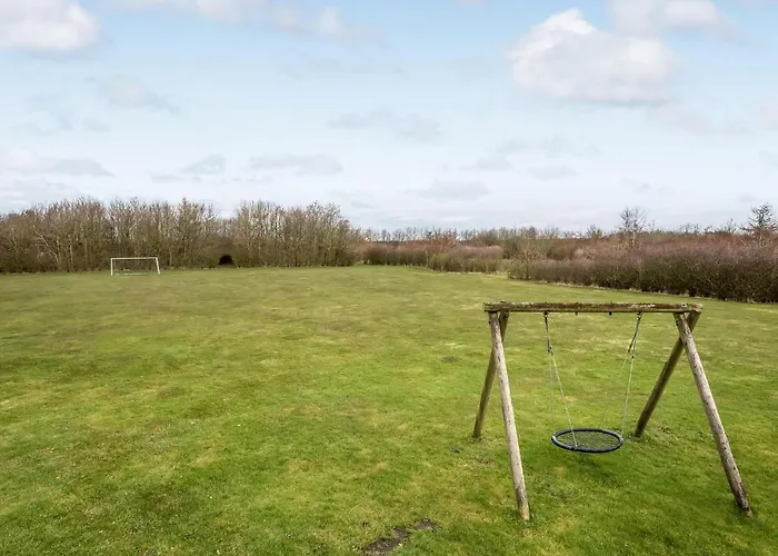 別荘 7 Bedroom Stunning In Outrup Ovtrup